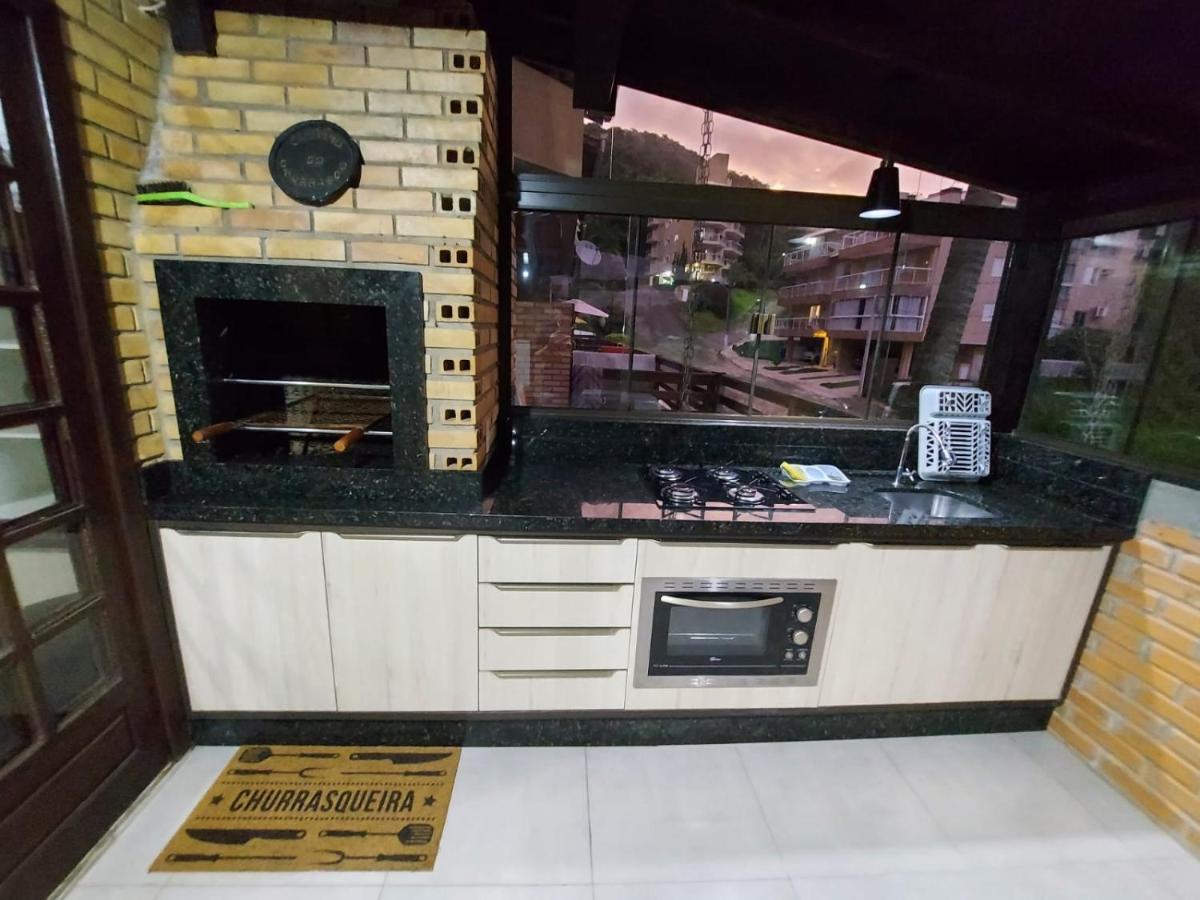 Apartamento 12 - Bombinhas - 200 Metros Da Praia Eksteriør billede