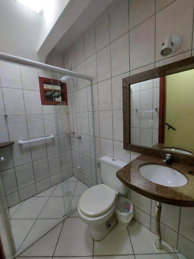 Apartamento 12 - Bombinhas - 200 Metros Da Praia Eksteriør billede