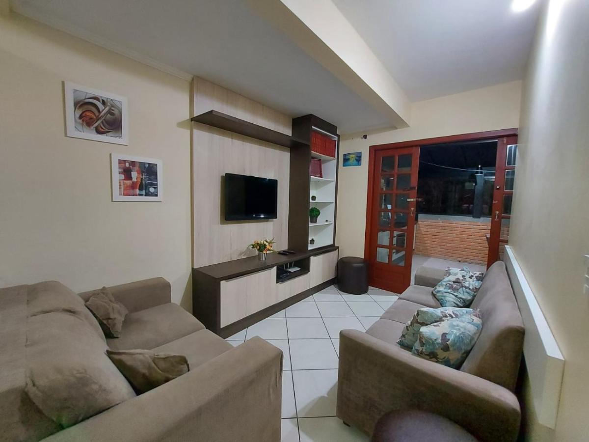 Apartamento 12 - Bombinhas - 200 Metros Da Praia Eksteriør billede