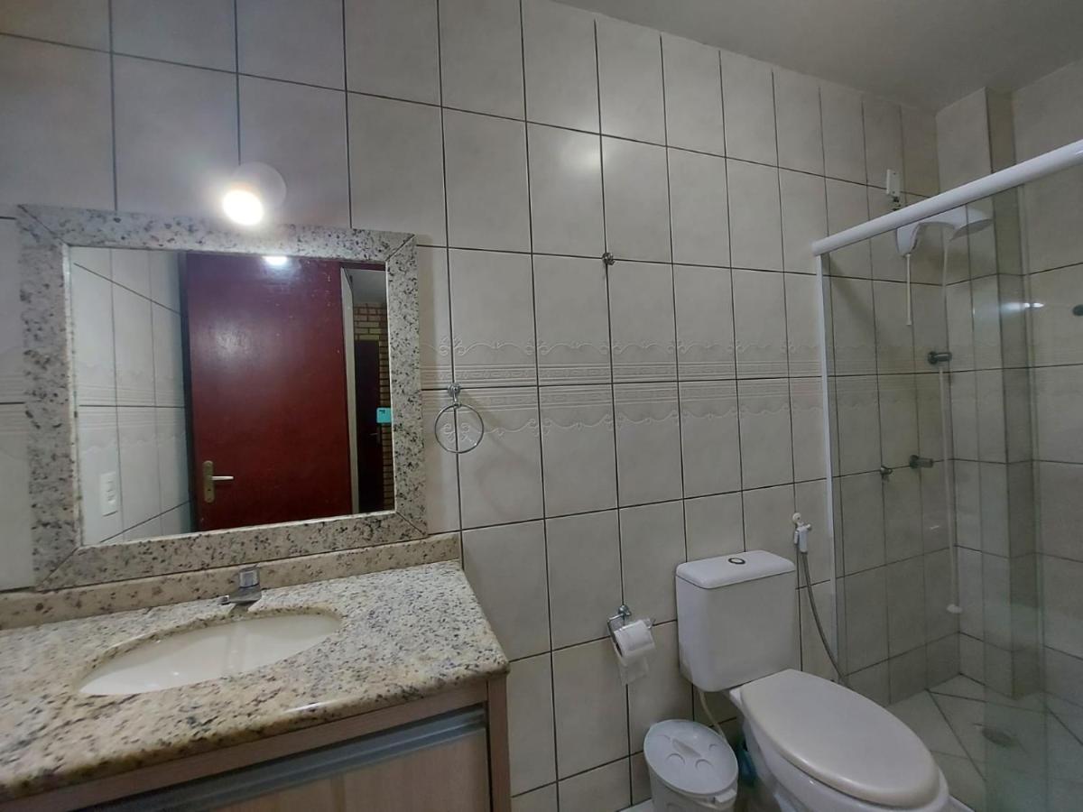 Apartamento 12 - Bombinhas - 200 Metros Da Praia Eksteriør billede