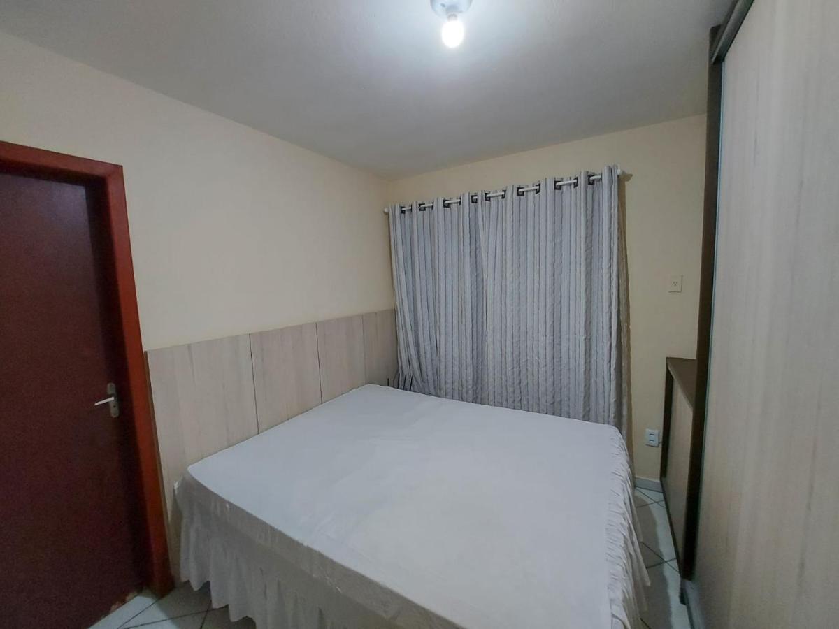 Apartamento 12 - Bombinhas - 200 Metros Da Praia Eksteriør billede